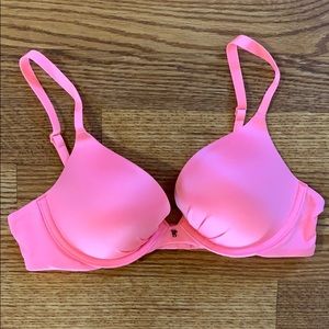 SOLD Fabulous by Victoria’s Secret Plunge Bra 36B